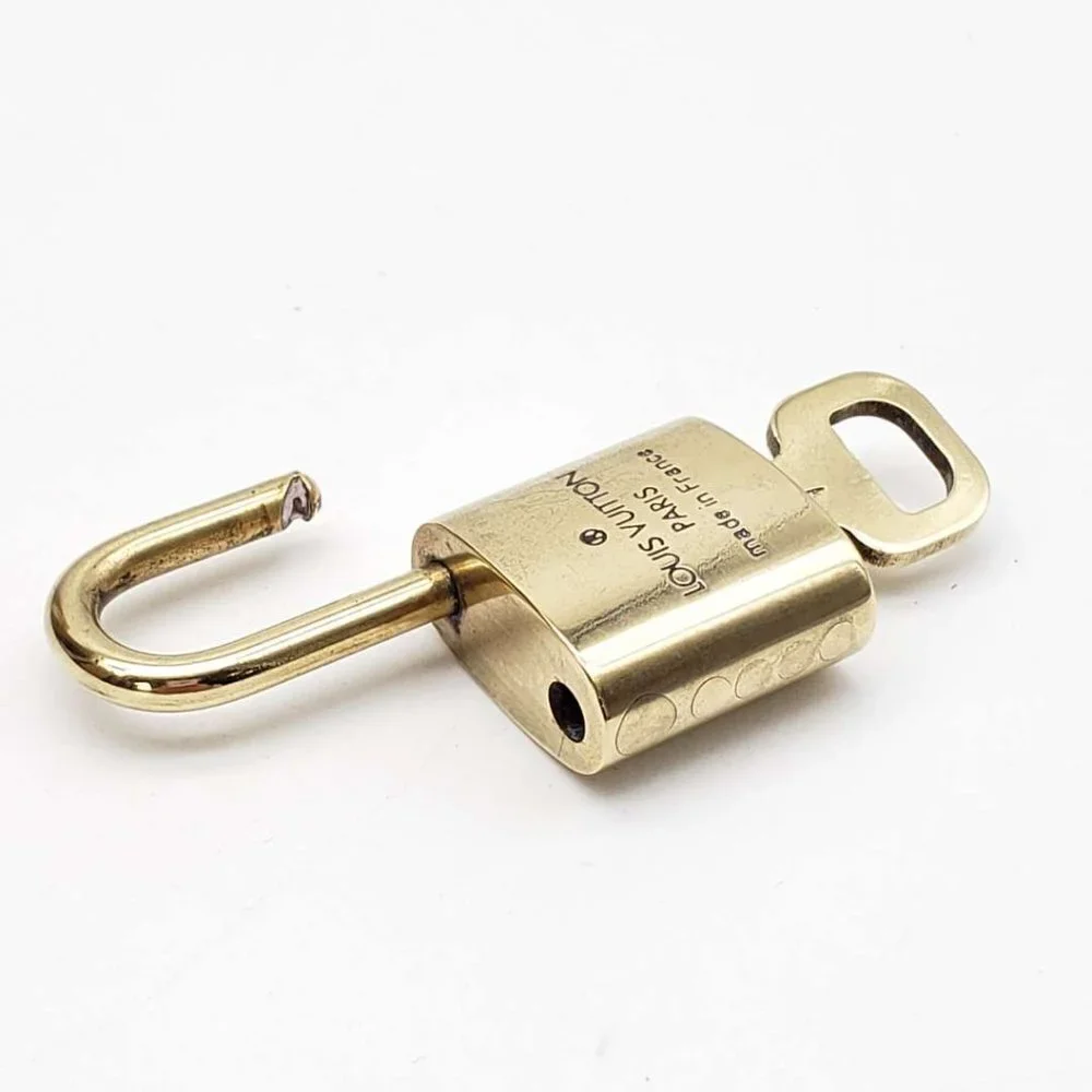 100% Authentic Louis Vuitton Gold Brash 1 Lock and 1 Key